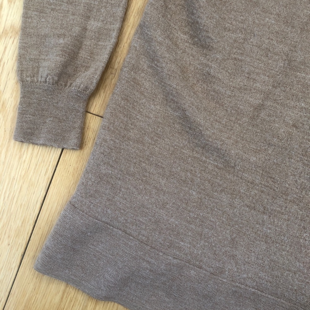 J. Crew V-Neck Wool Cropped Sweater Taupe Size XS - Picture 4 of 8